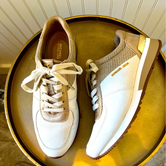 MICHAEL MICHAEL KORS ALLIE WRAP TRAINER SNEAKERS | GOLD & WHITE | 8.5 | EUC - Picture 1 of 10